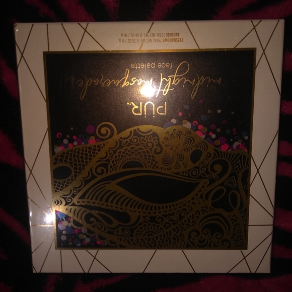 Eyeshadow palette - Picture 2 of 3